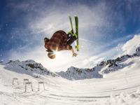 开云体育在线-东亚之巅，日本队力克韩国队，张继科刷新纪录的双重震撼