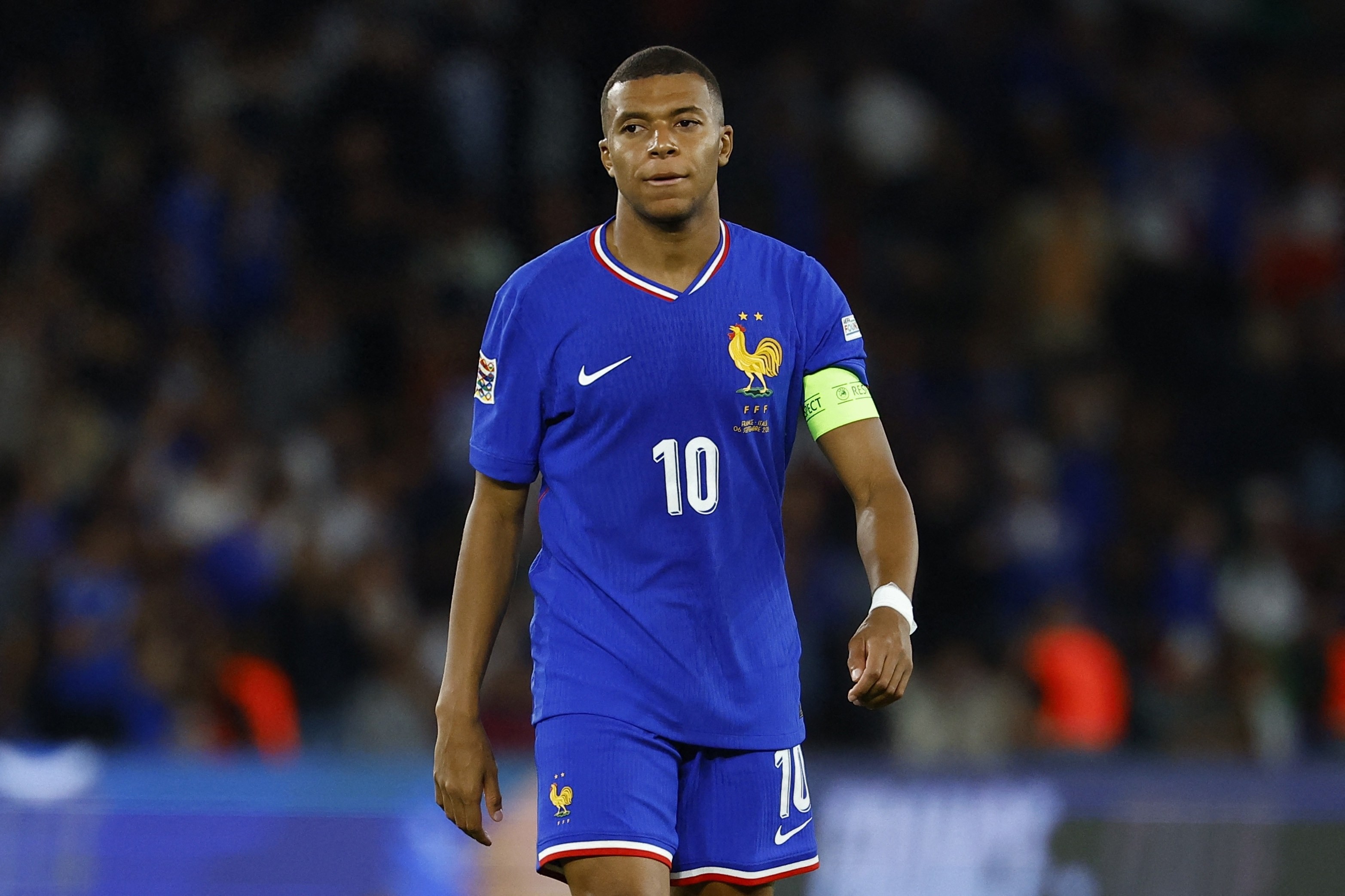 关于巴黎盛事敌切尔西，小组抢点陷入尴尬的信息