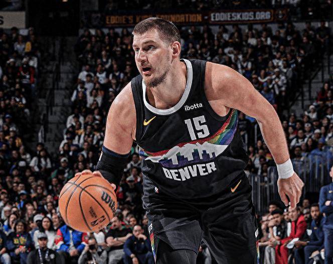 掘金击败奇才，约基奇梦幻三双霸气回归巅峰的简单介绍