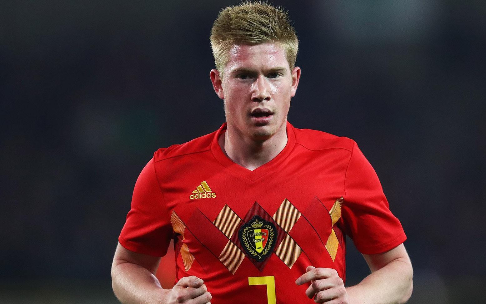 包含乌克兰险胜塞维利亚，德布劳内高光表现的词条