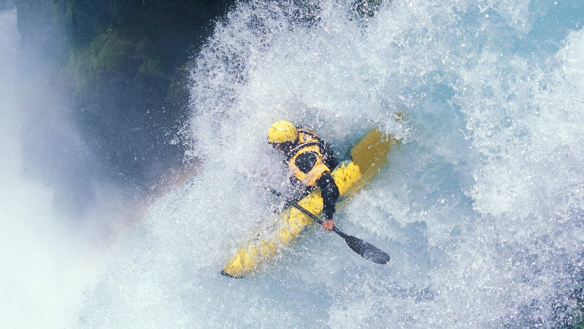 梅赛德斯翻盘雷诺车队,皮亚斯特里点燃赛场的新王之战